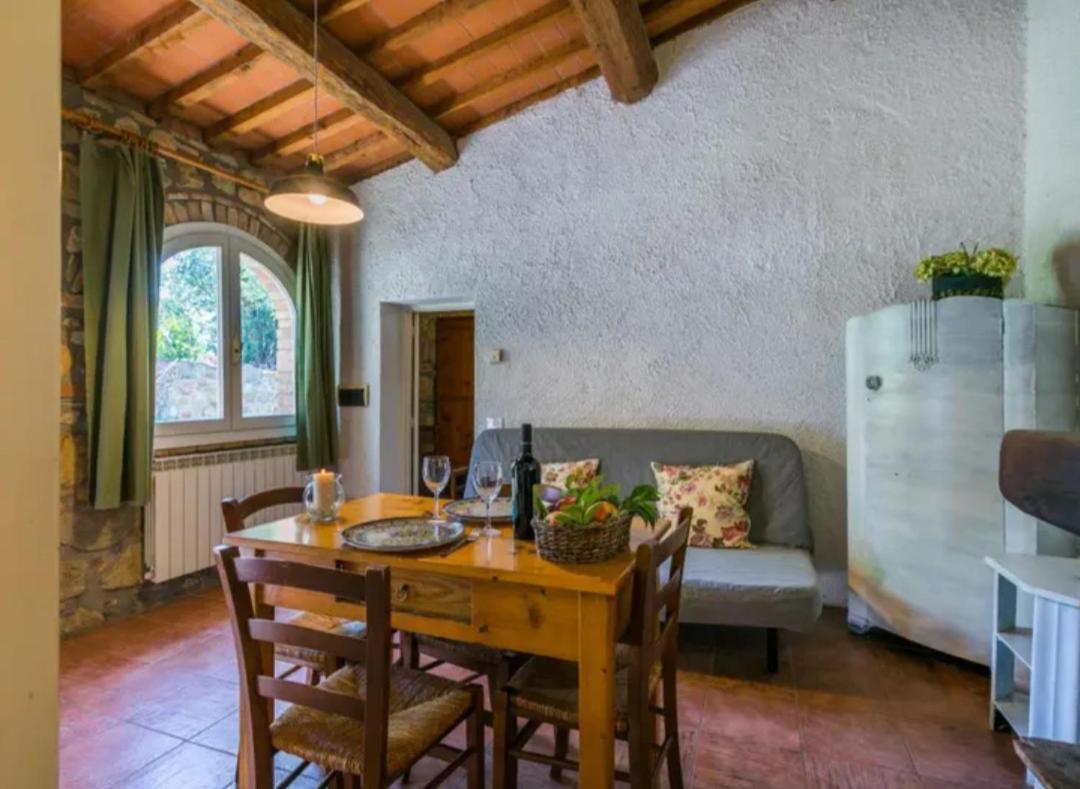 Agriturismo La Moraia Poggibonsi Exterior photo